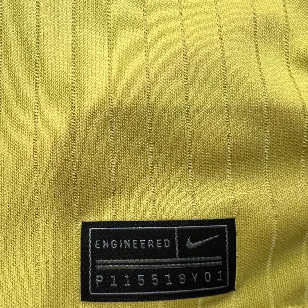 LiverPool Jersey - Picture 3 of 3